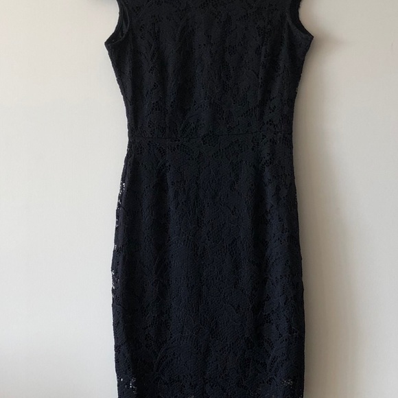 Navy blue lace dress (stretch lined) - Picture 13 of 15